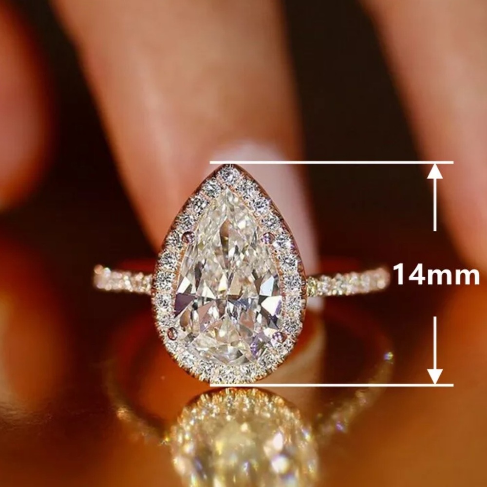 Elegant 925 Silver White Sapphire Ring! - Picture 4 of 5